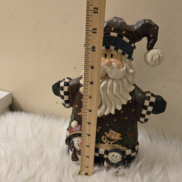 Santa Claus Figurine with Snowmen and Reindeers. - Picture 7 of 9